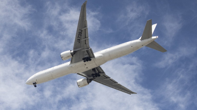 Япония купува 100 самолета Boeing